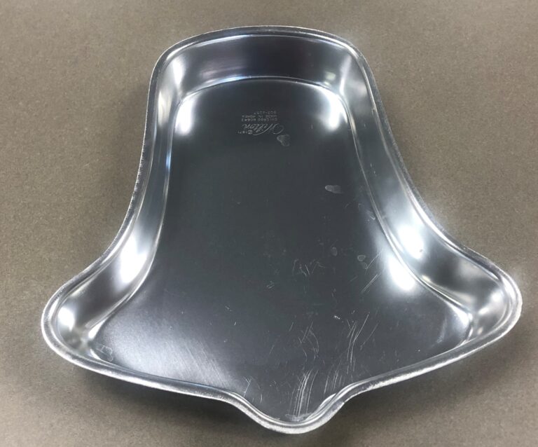 Bell cake pan
