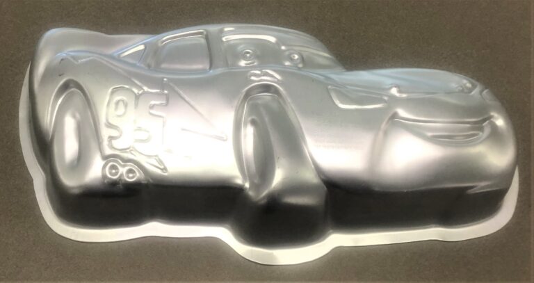 Cars Lightning McQueen cake pan