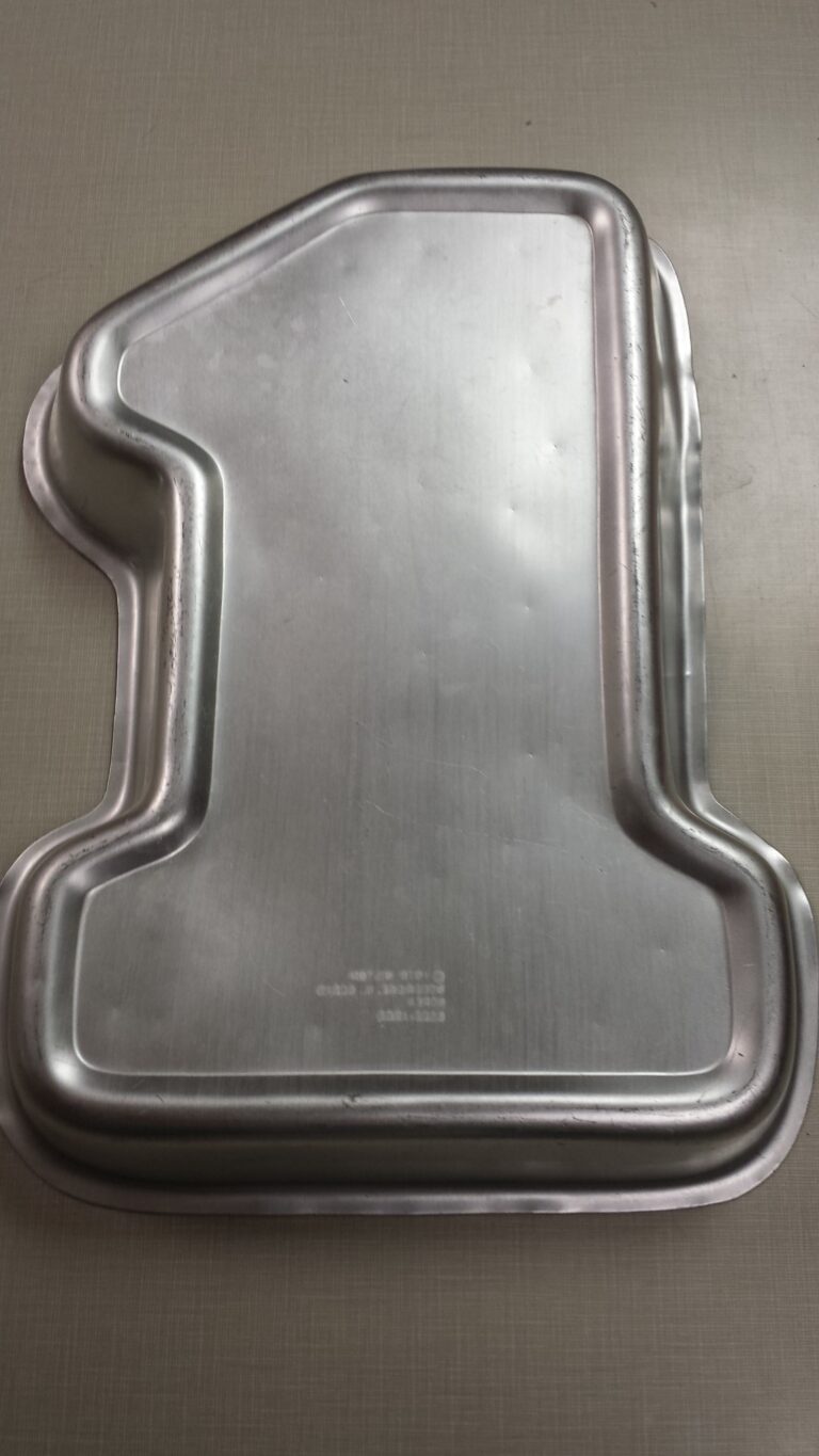 Number One cake pan