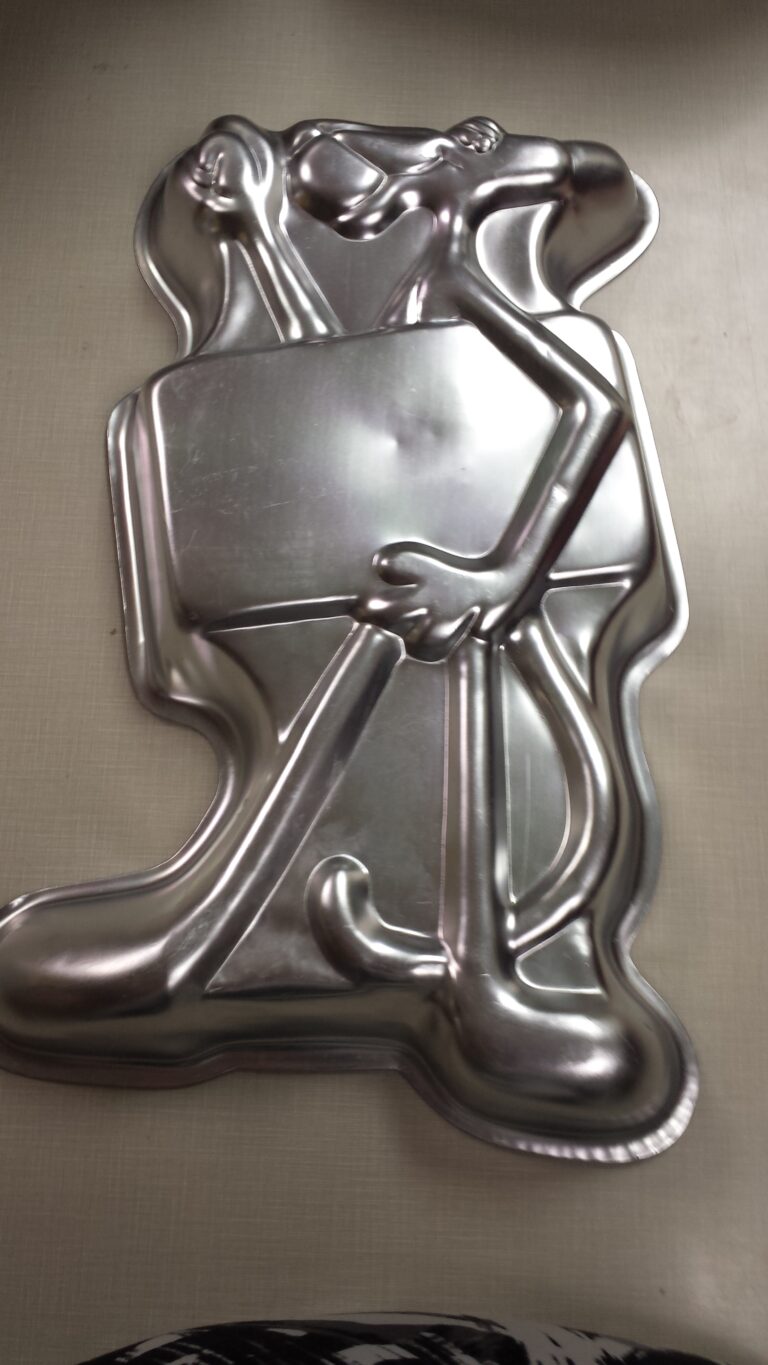 Pink Panther cake pan